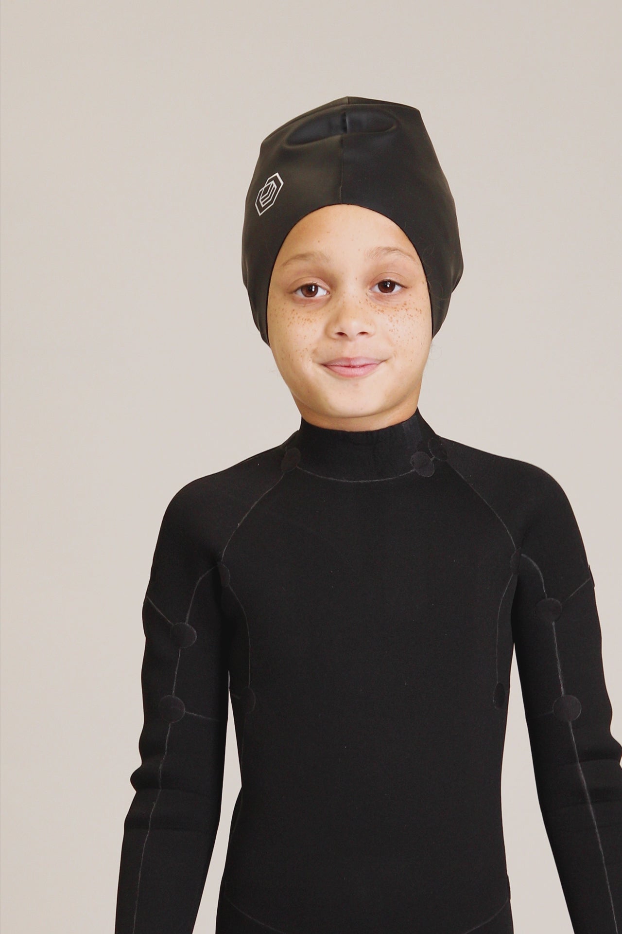 Load video: Kids Swim Cap for Large Hair- Soulcap