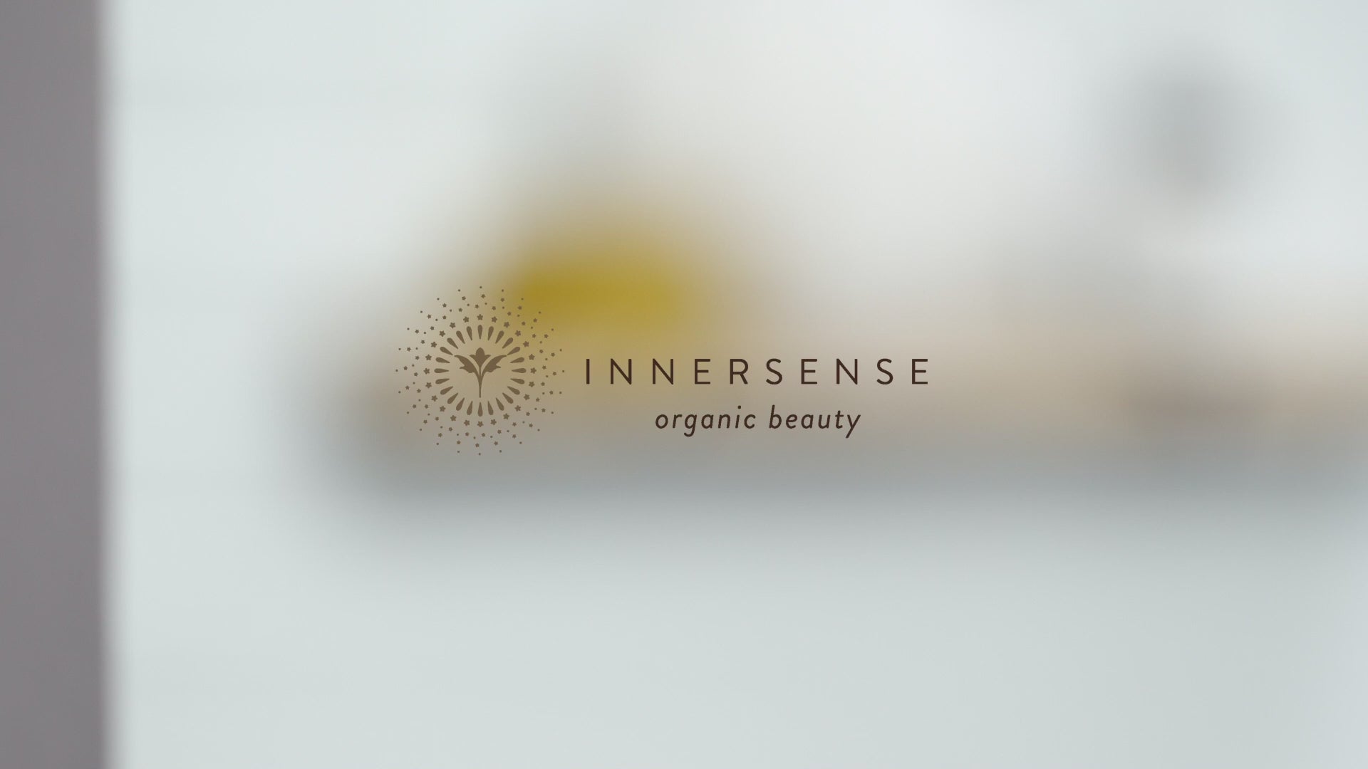 Load video: Innersense Harmonic Treatment Oil 29ml